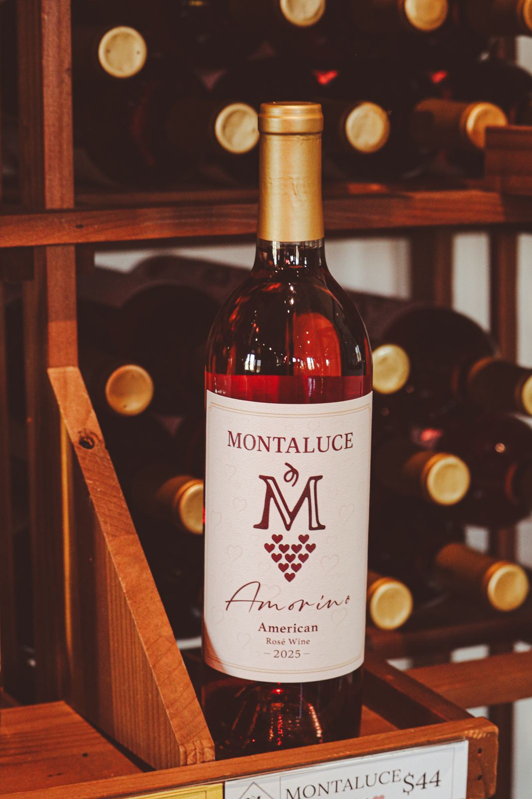 Montaluce Wine